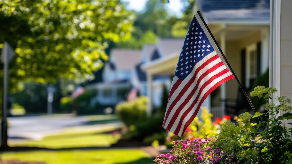 米国郊外の住宅街。金利上昇局面でも住宅需要が前年を上回った