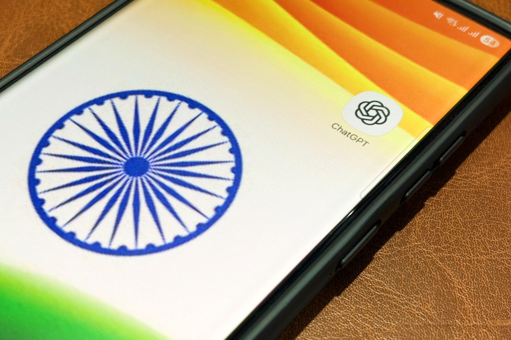 インドで利用されるChatGPTのイメージ
